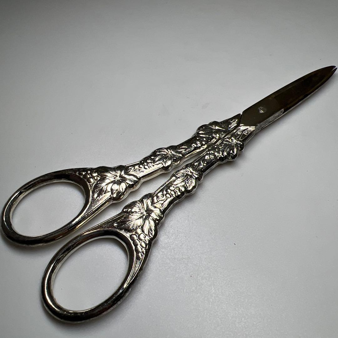 クリストフル　ぶどう文ハサミ　78g/15.8㎝　東Y8-0108⑤タトオ