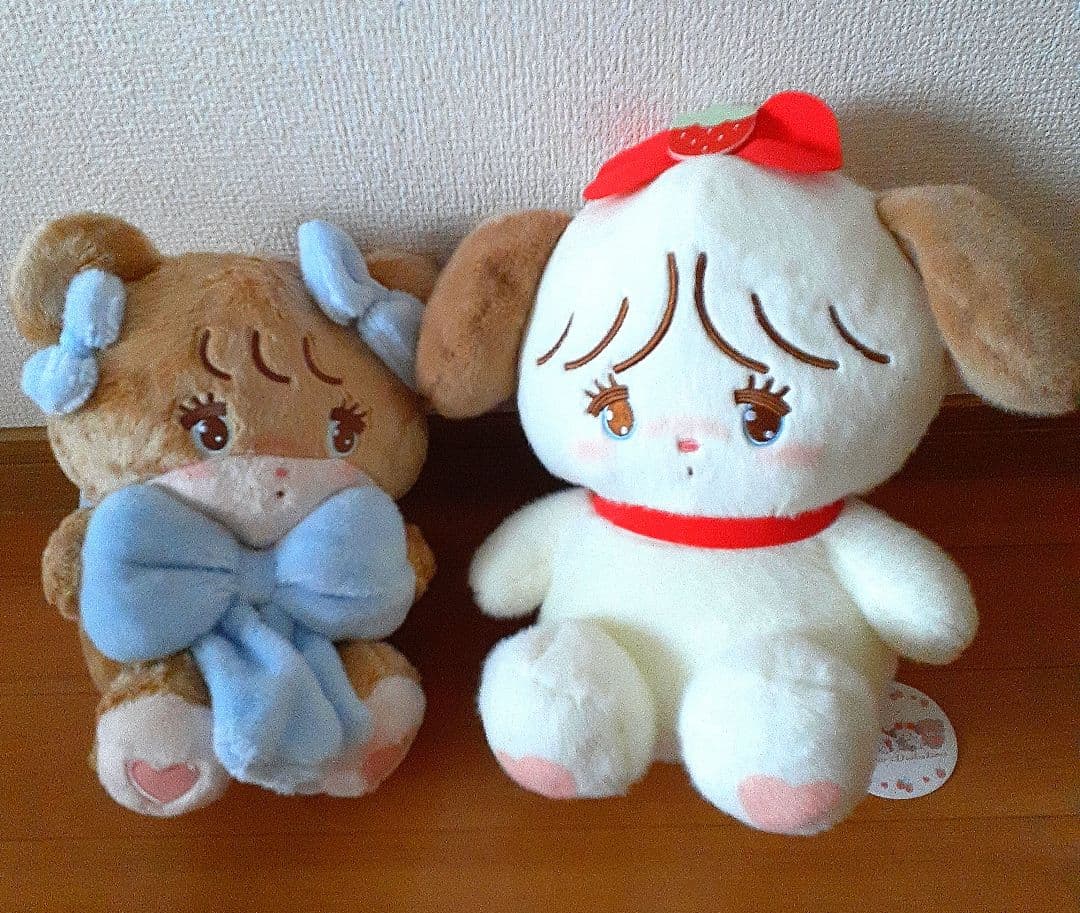 【Mikko】キャラクターズ　ぬいぐるみ　マスコット　キーホルダー