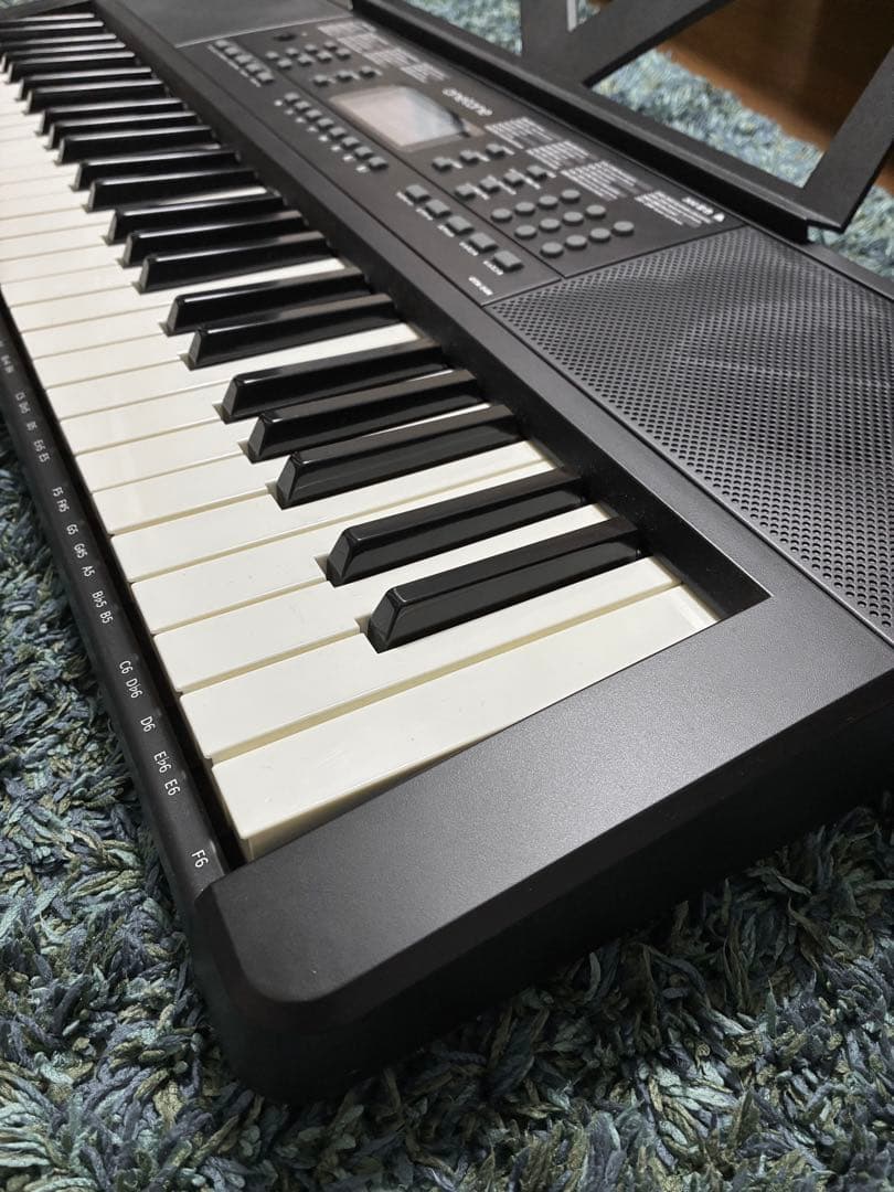 値下げ中！onetone 電子ピアノ 譜面台付き