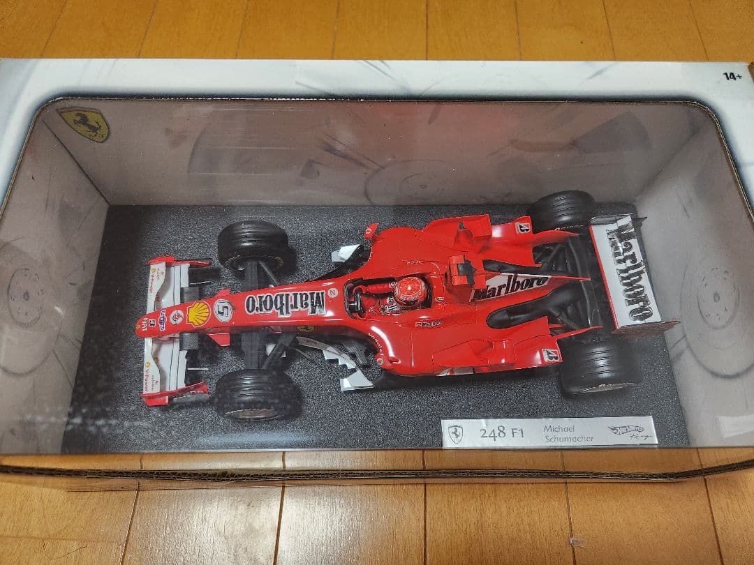 マテル １/18 フェラーリ F248 F1 M.シューマッハ マルボロ