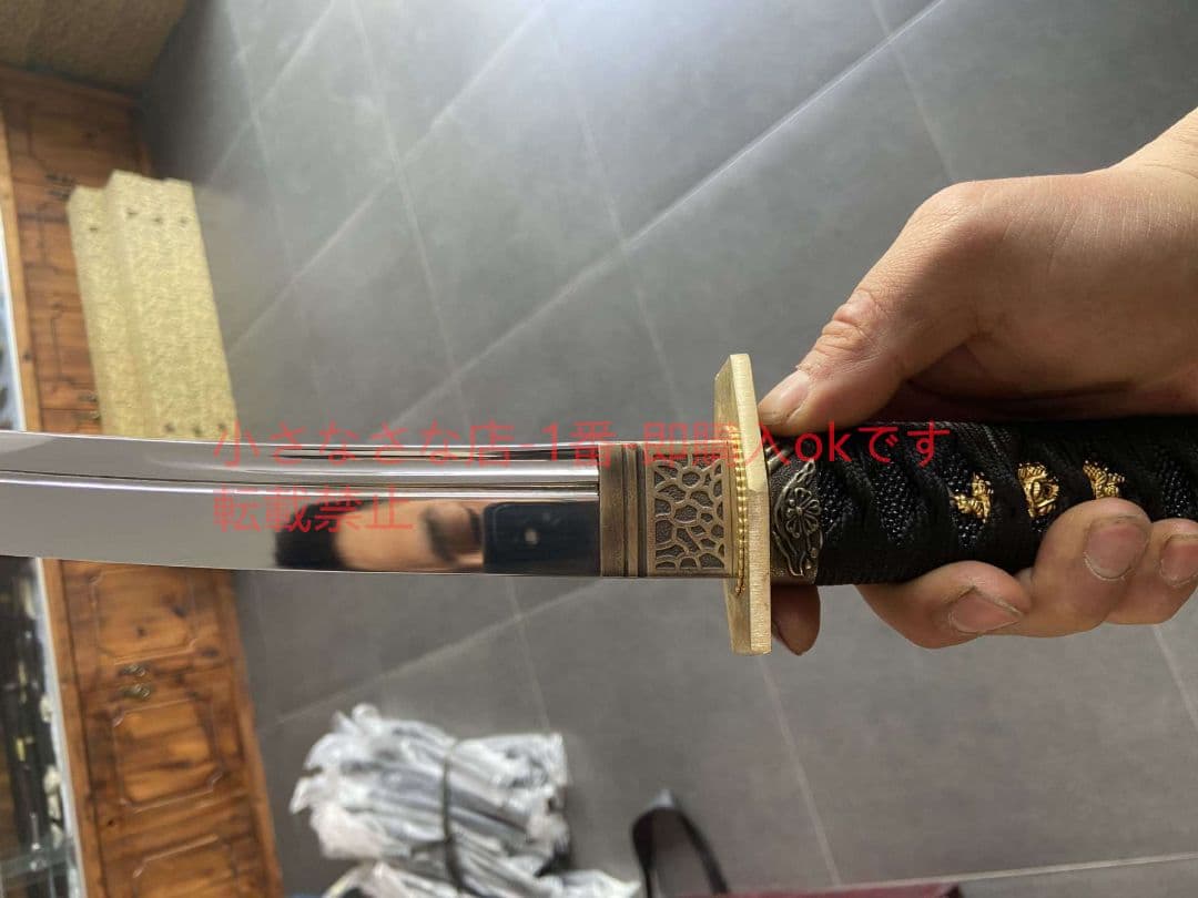 短冊烏丸が狼を殺す 古兵器 武具 刀装具 日本刀 模造刀 居合刀