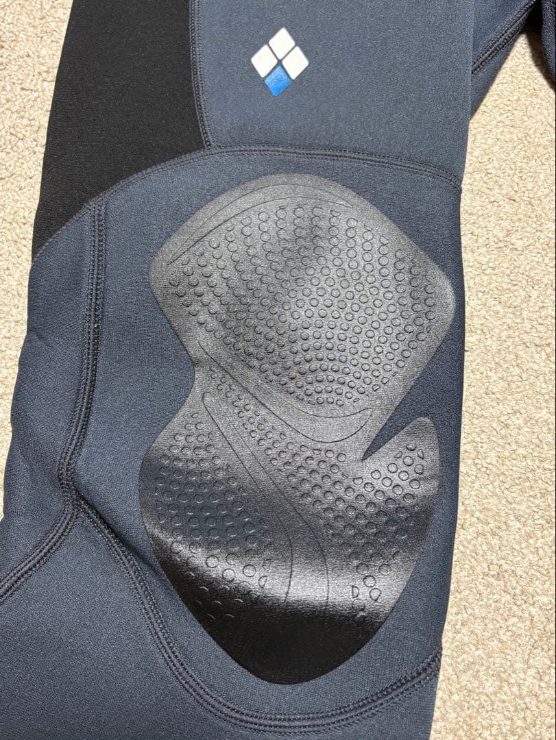 モンベル ウェットスーツ Mサイズ