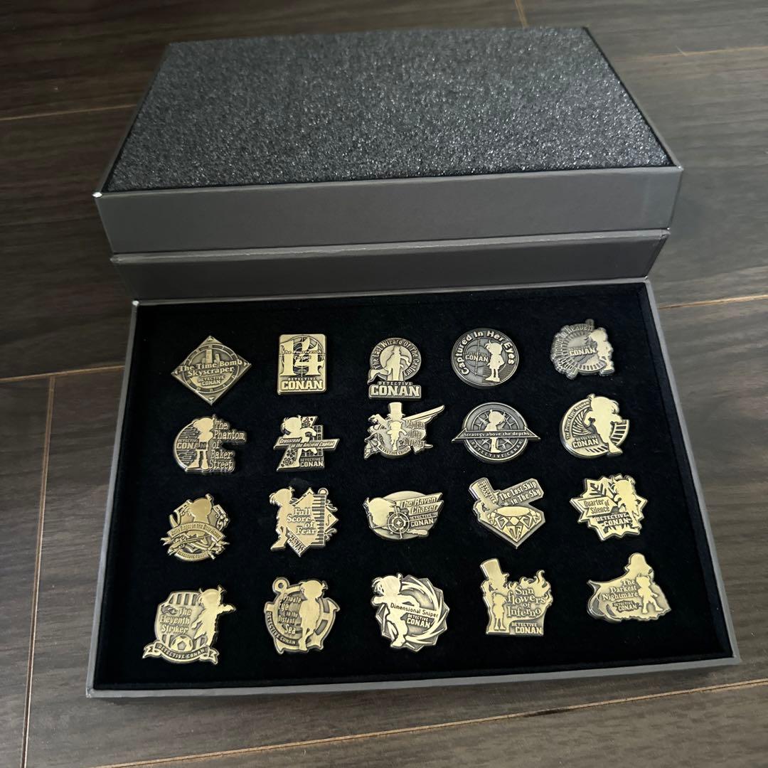 DETECTIVE CONAN ピンバッジセット 1997-2016