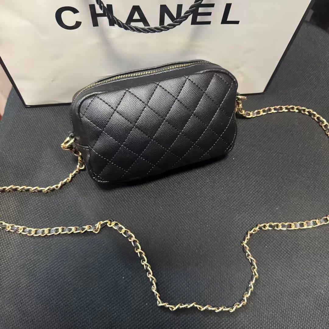 VIP限定 ノベルティ　ココチャーム付 ミニショルダーバッグ