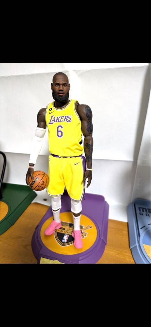 entarbay Lakers レブロン・ジェームズ