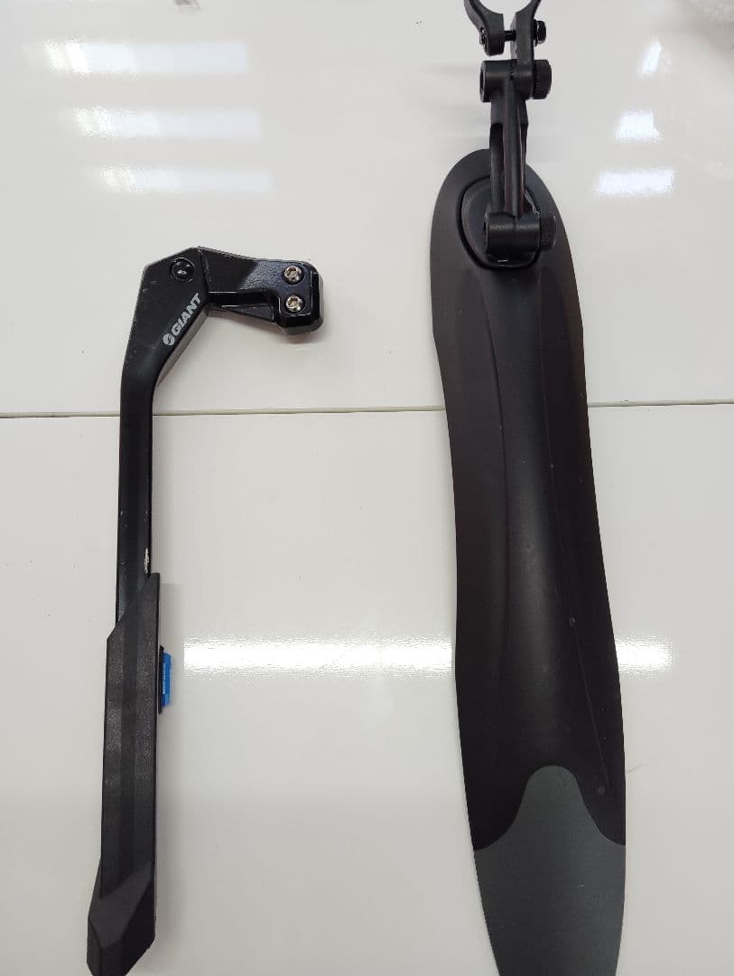 ジャイアント　2022 タロン2 Sサイズ