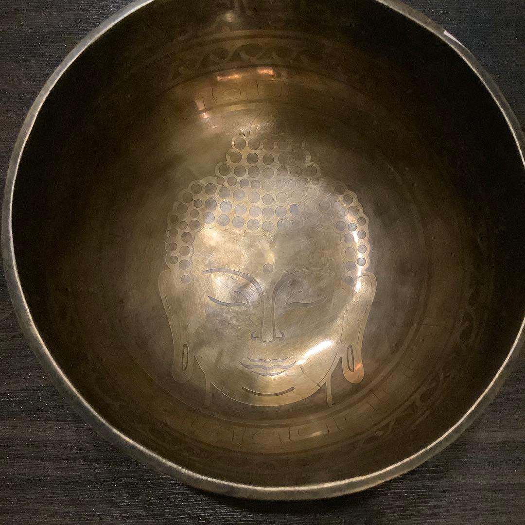 No52 チベット産 シンギングボウル 新品 チベタンボウル 16cm 仏陀顔