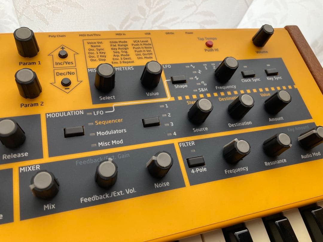 鍵盤楽器 Dave Smith Instruments Mopho Keyboard