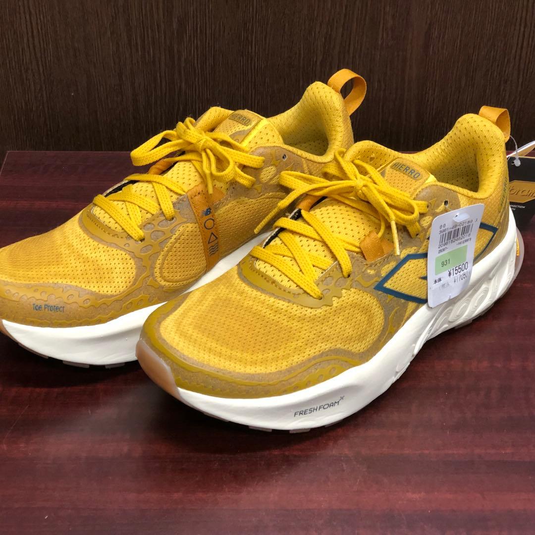 未使用品 ニューバランスFresh Foam X HirrroV8 25.5cm