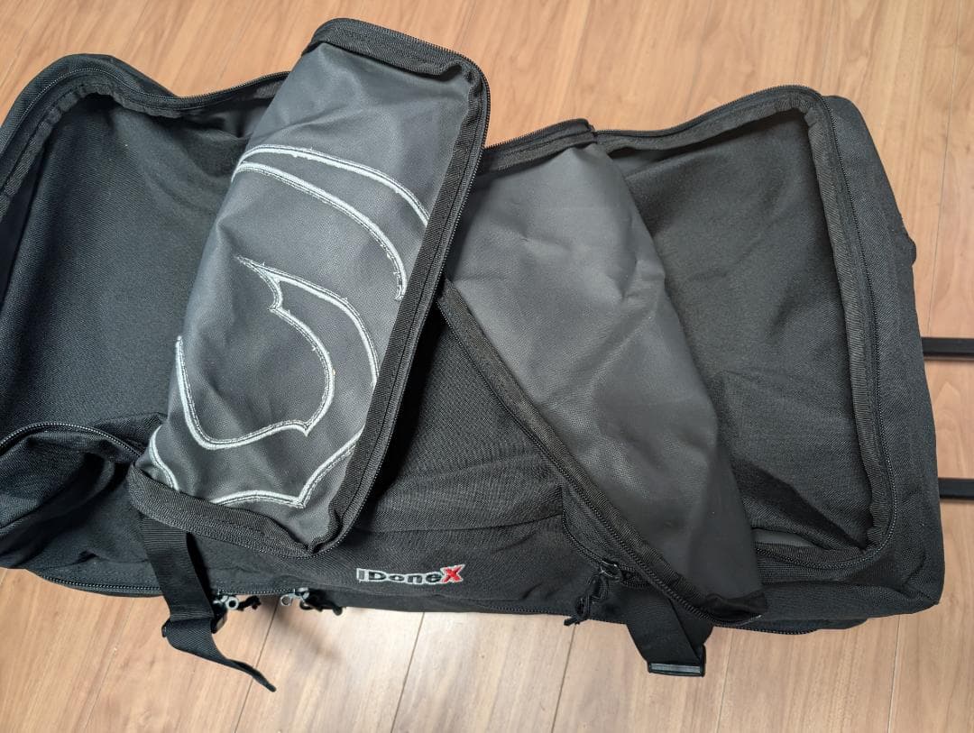 IDoneX .アイディーワン.ボストンキャリーバッグ.大容量.ブラック