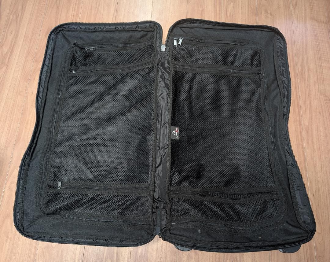 IDoneX .アイディーワン.ボストンキャリーバッグ.大容量.ブラック