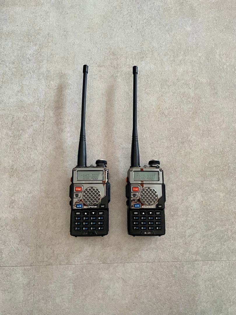 BAOFENG UV-5R トランシーバー 付属品多数 2セット