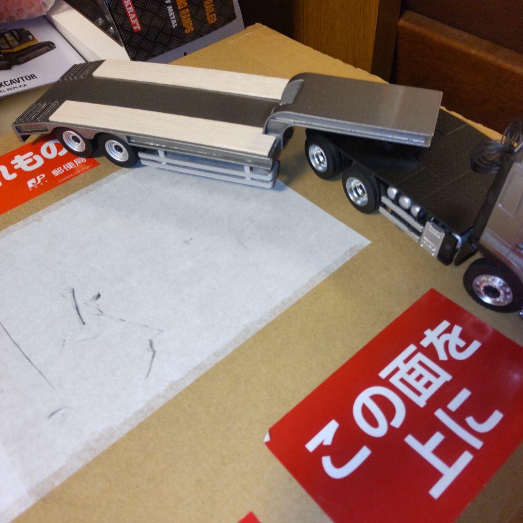 ケンクラフト　日野プロフィア8輪トレーラーセット　　1/50