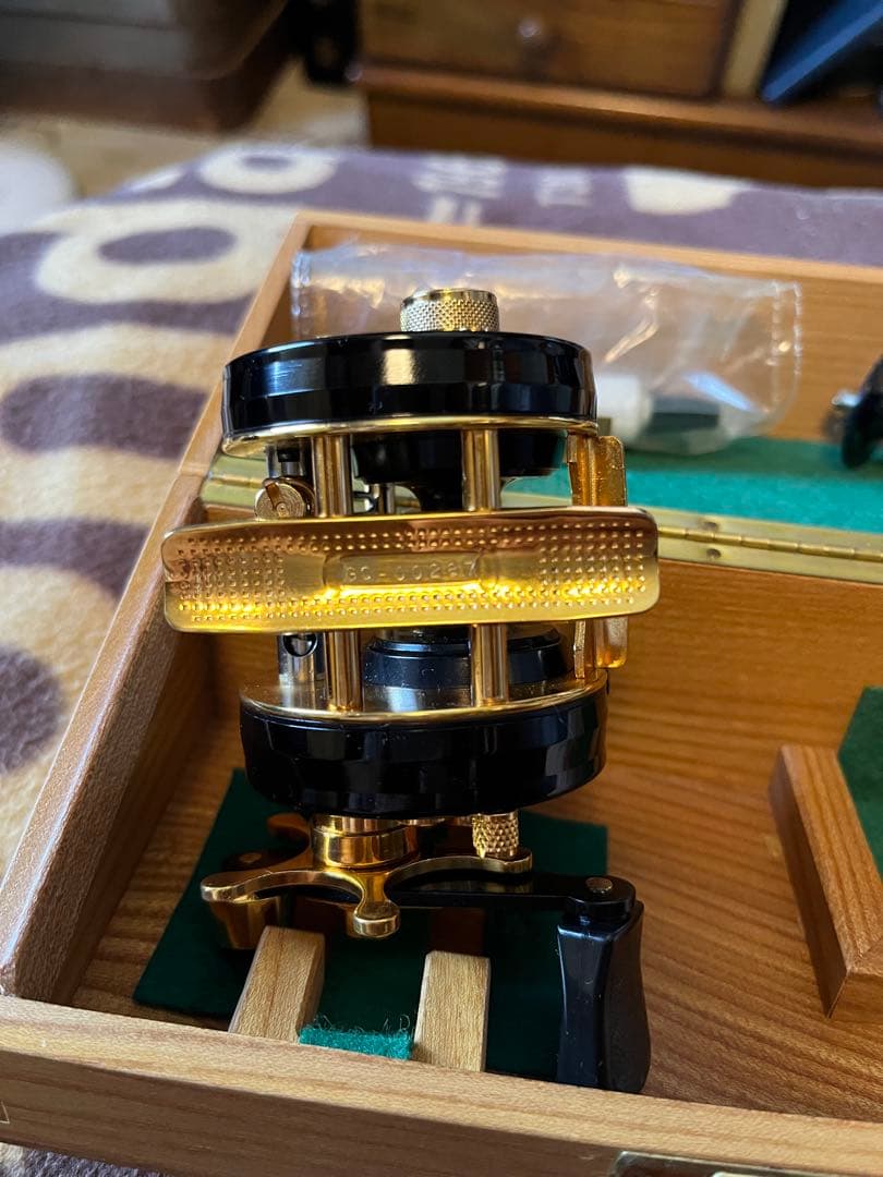 リール ABU 2500 CDL