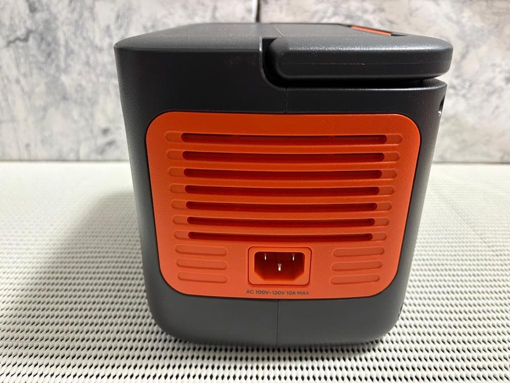 Jackery Solar Generator 240 ソーラー40W