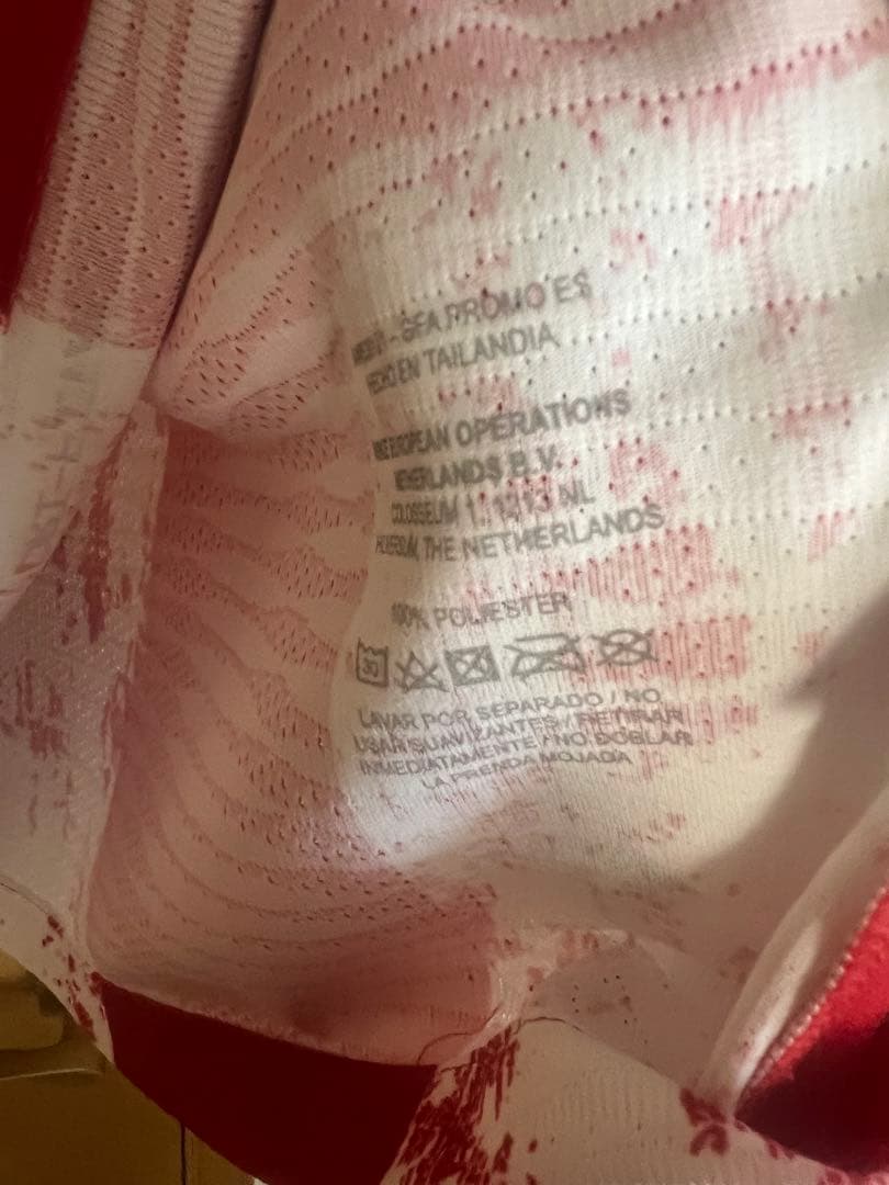 支給品　マテウス・クーニャ　直筆サインユニフォーム　マンチェスターU