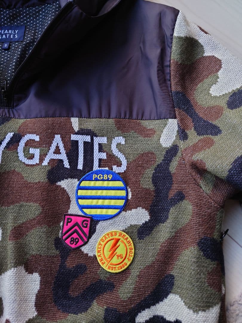 PEARLY GATES 迷彩柄 保温アウター 【美品】