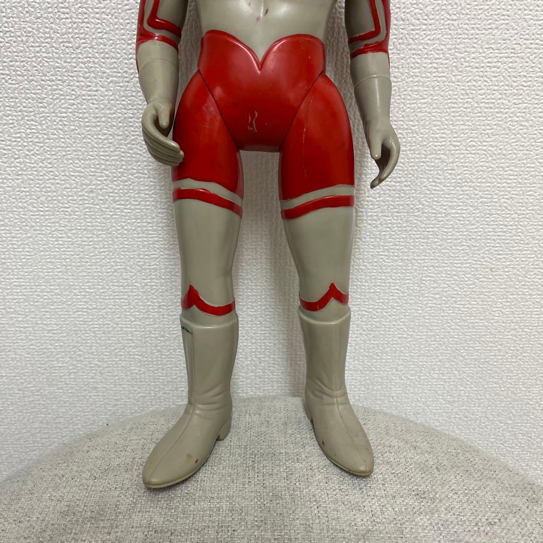 ウルトラマン 可動式フィギュア ヘルメット付き　ゾフィー　面取れ　ソフビ　当時物