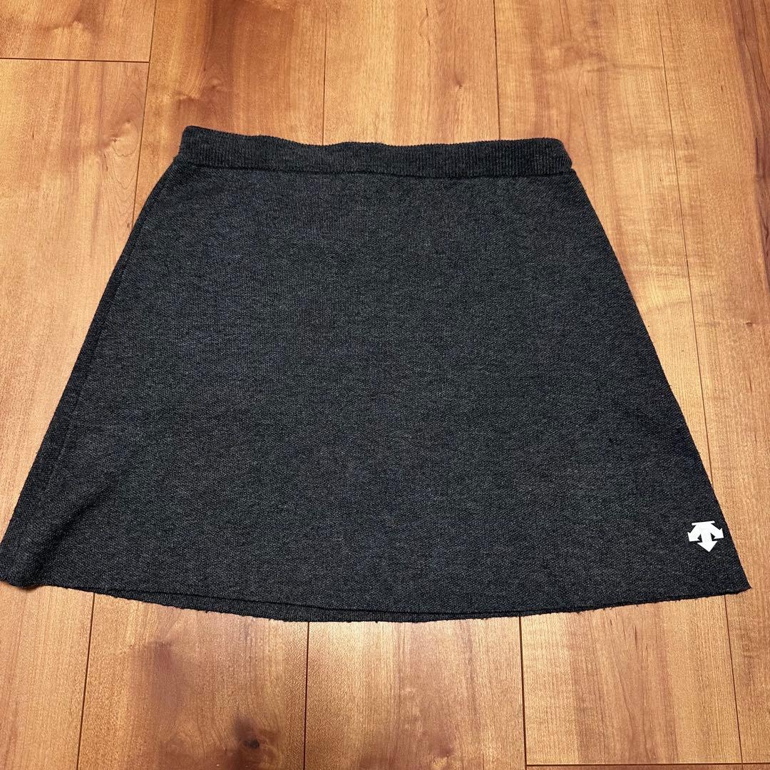 セットアップ　サイズS 長袖セーター　ニットスカート　秋冬　ゴルフウェア