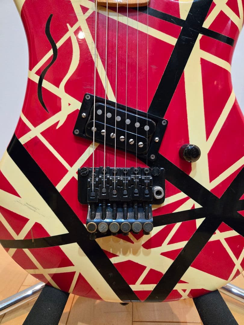 van halen エディ・ヴァン・ヘイレン風 ギター ノーブランド品