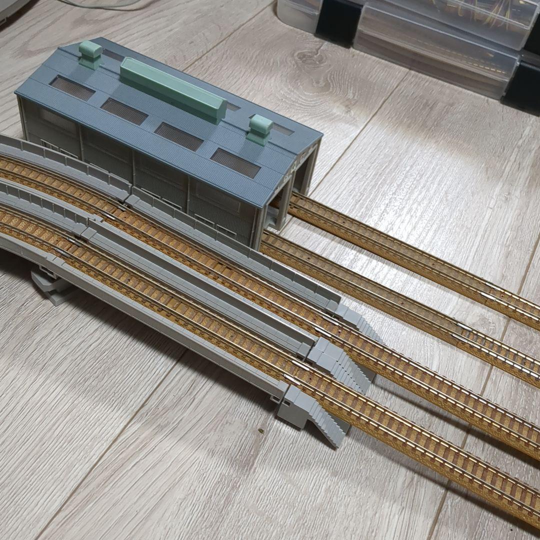 値下　TOMIX　複線立体交差　ポイントレールセット　機関車庫付