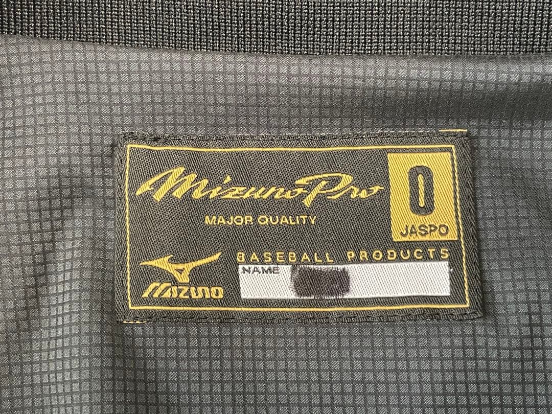 阪神タイガース　2010年グランドコート　ミズノ　サイズＯ(XL)黒