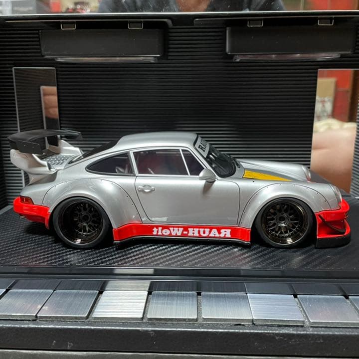 新品イグニッションモデル1/18ポルシェRWB930 RAUH-Welt