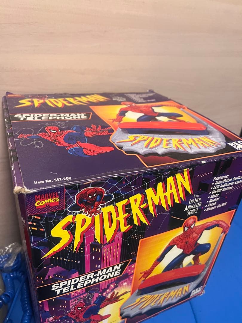 【最終価格】スパイダーマン フィギュア付き電話