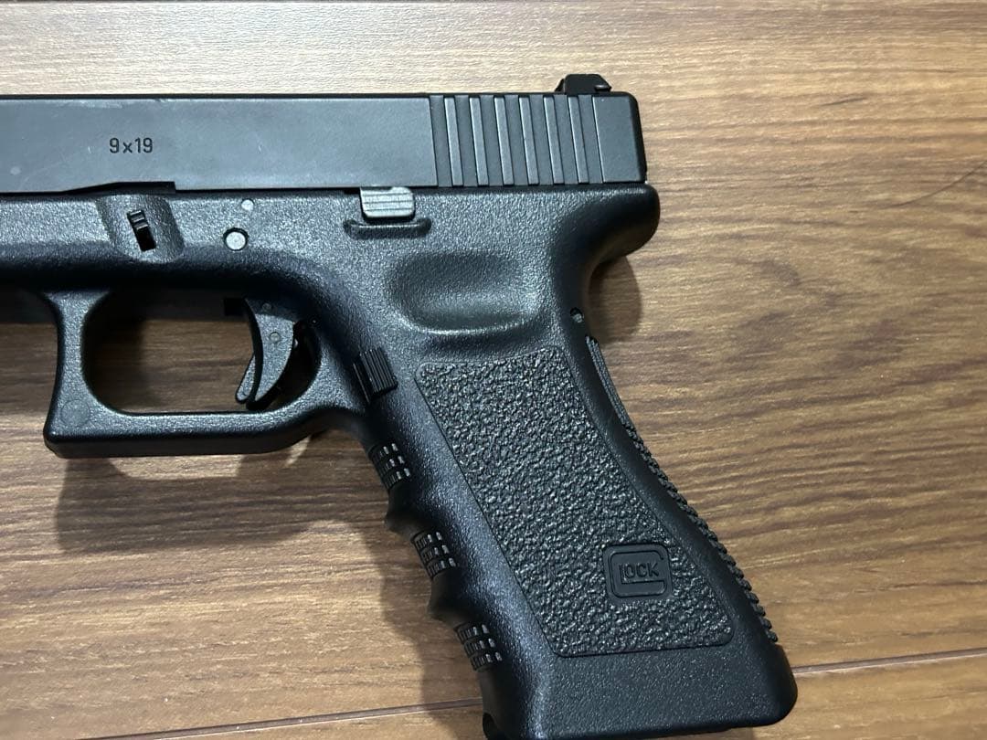 東京マルイ グロック17 Gen3（ガスブローバック）＋マガジン3本セット