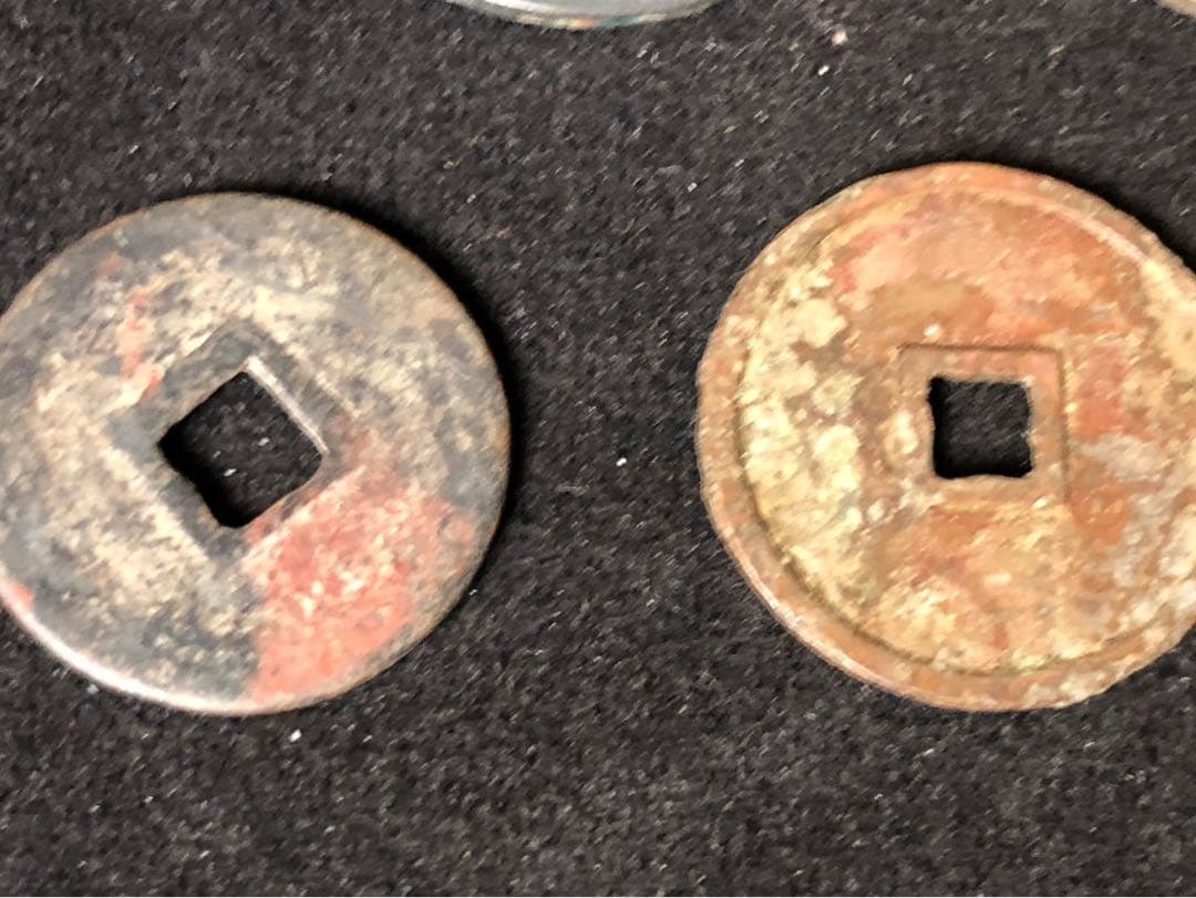 中国古銭 穴銭 古銅貨 硬貨 天福元宝 阜昌通宝など 5枚 重さ27.7g