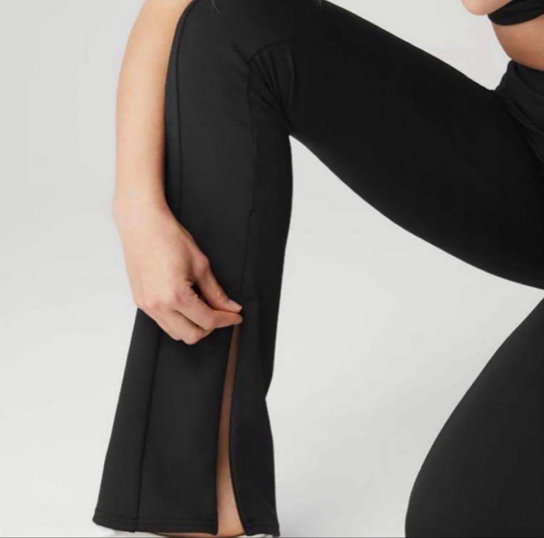 正規品新品タグ付aloyogaハイウエストフレアレギンス XXS pilates