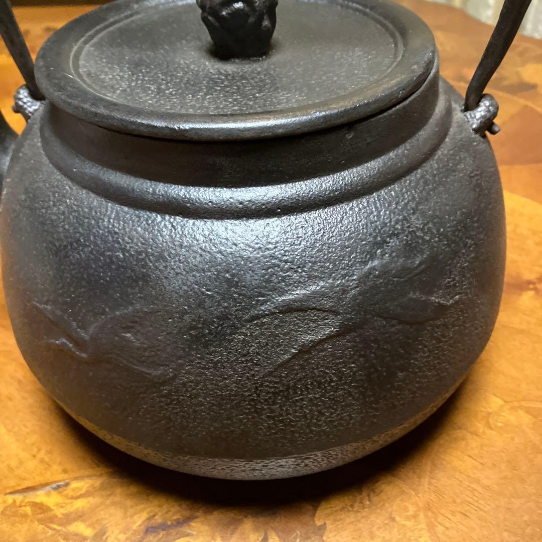【大型】鉄瓶　南部鉄器　鶴と松　美術品　4ℓ アンティーク　美術品