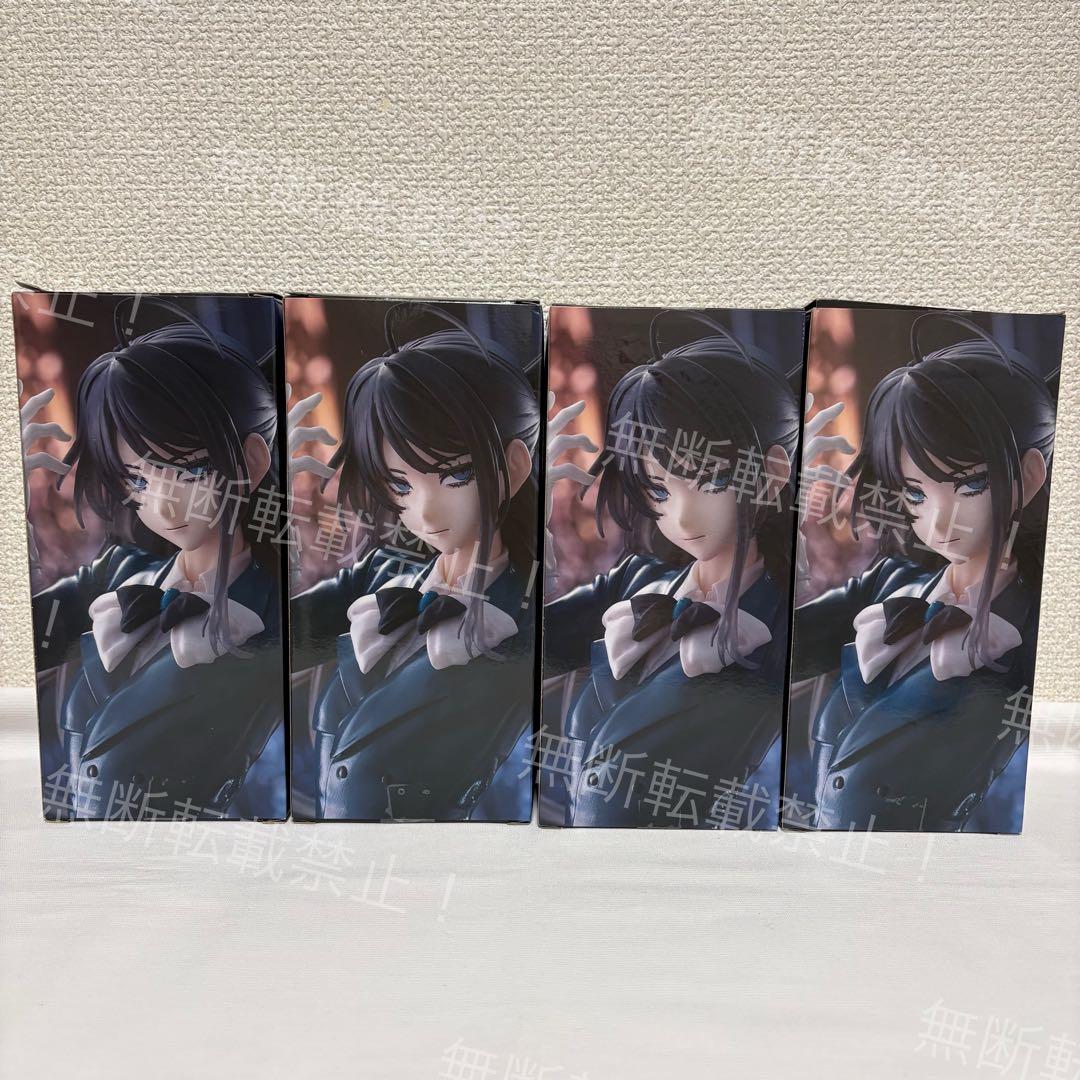 新品⭐️Ado フィギュア Winter ver.ラウンドワン限定　4体セット