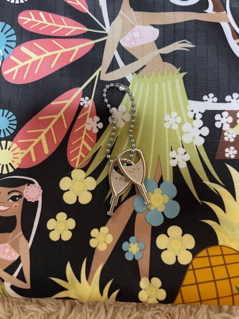 【美品】レスポートサック　ハワイ限定ワヒネフラ柄　ラージウィークエンダー