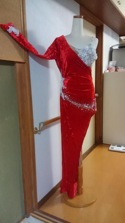 社交ダンス　ベルベットラテンドレス