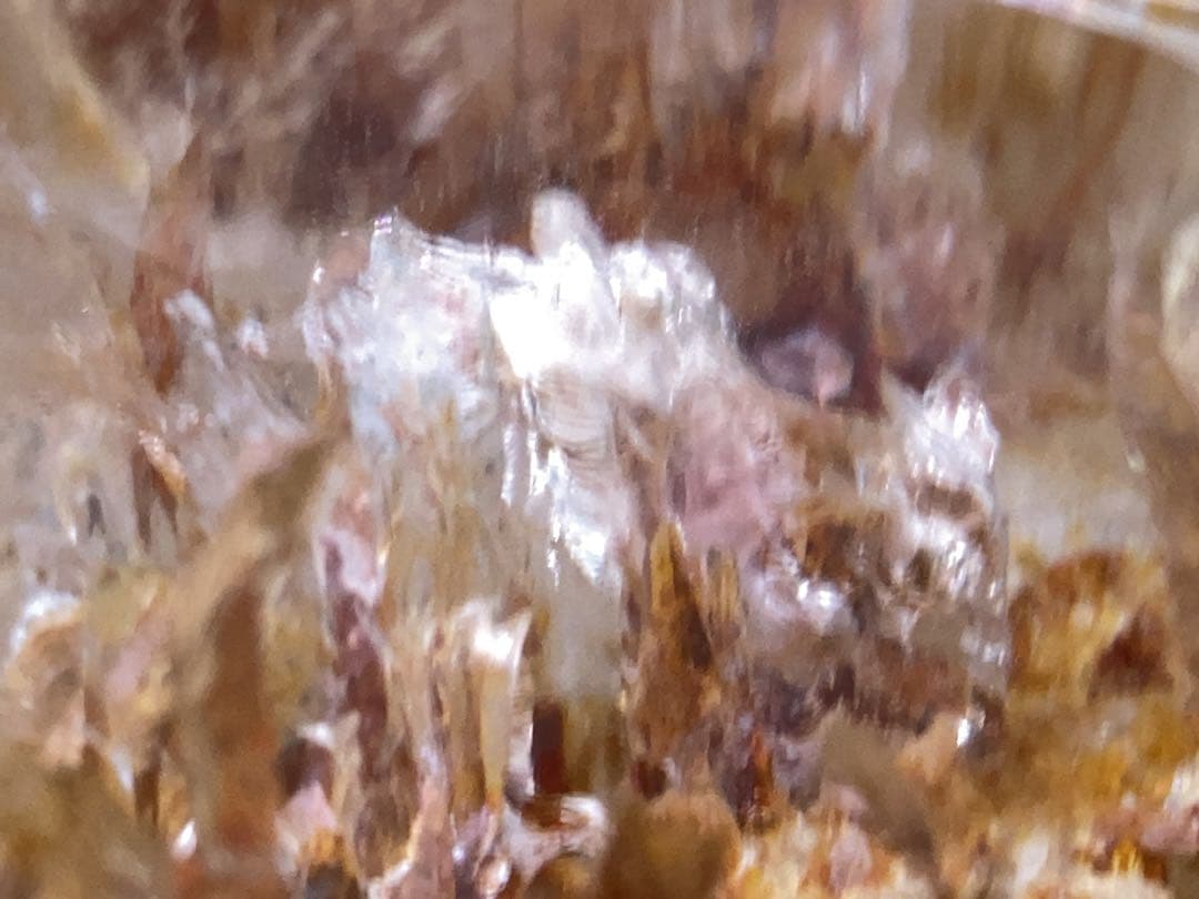 天然パワーストーン・虹色結晶入りガーデンクォーツ原石