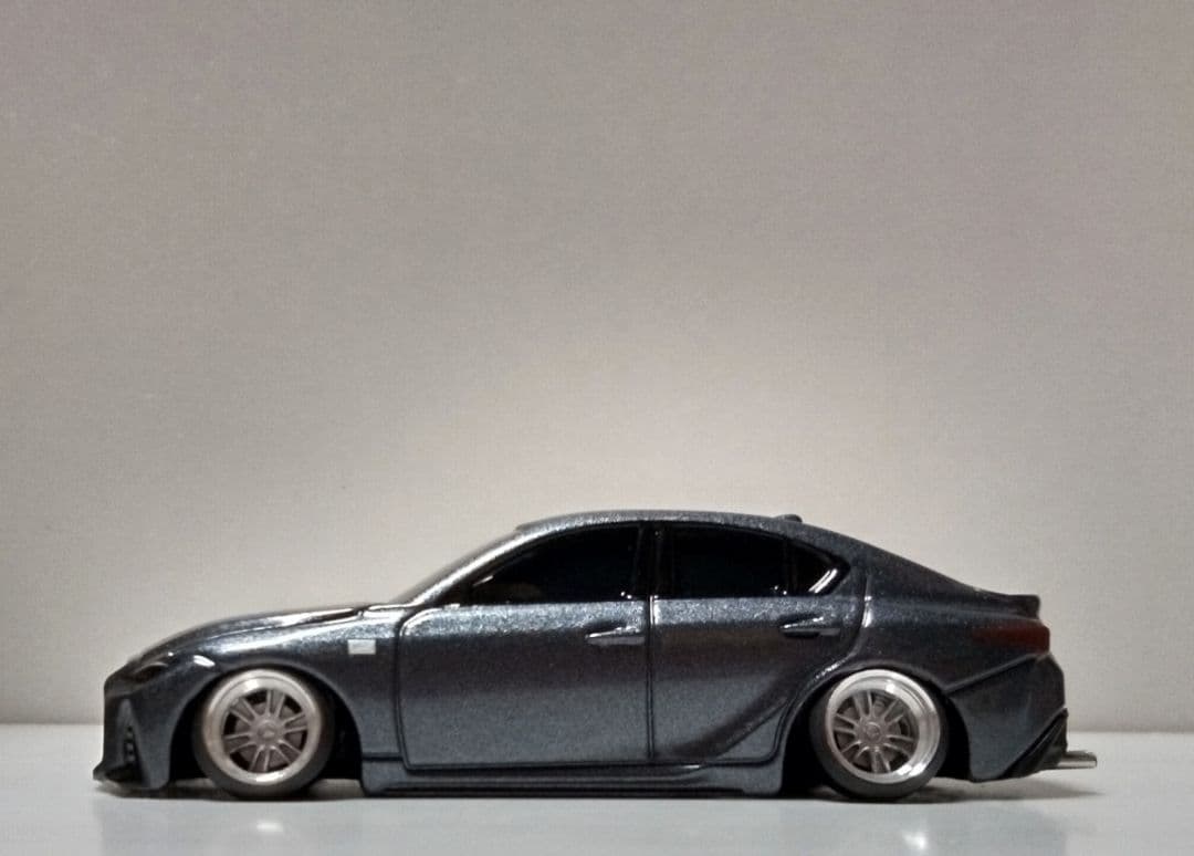 ちびにゃん！トミカ 40 アルファード レクサス Is 350 カスタム