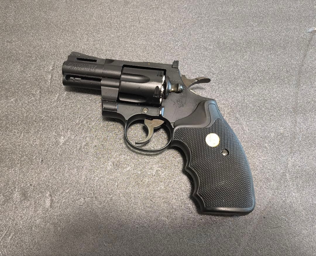 絶版貴重品！東京マルイ　パイソン　357マグナム　2.5inch