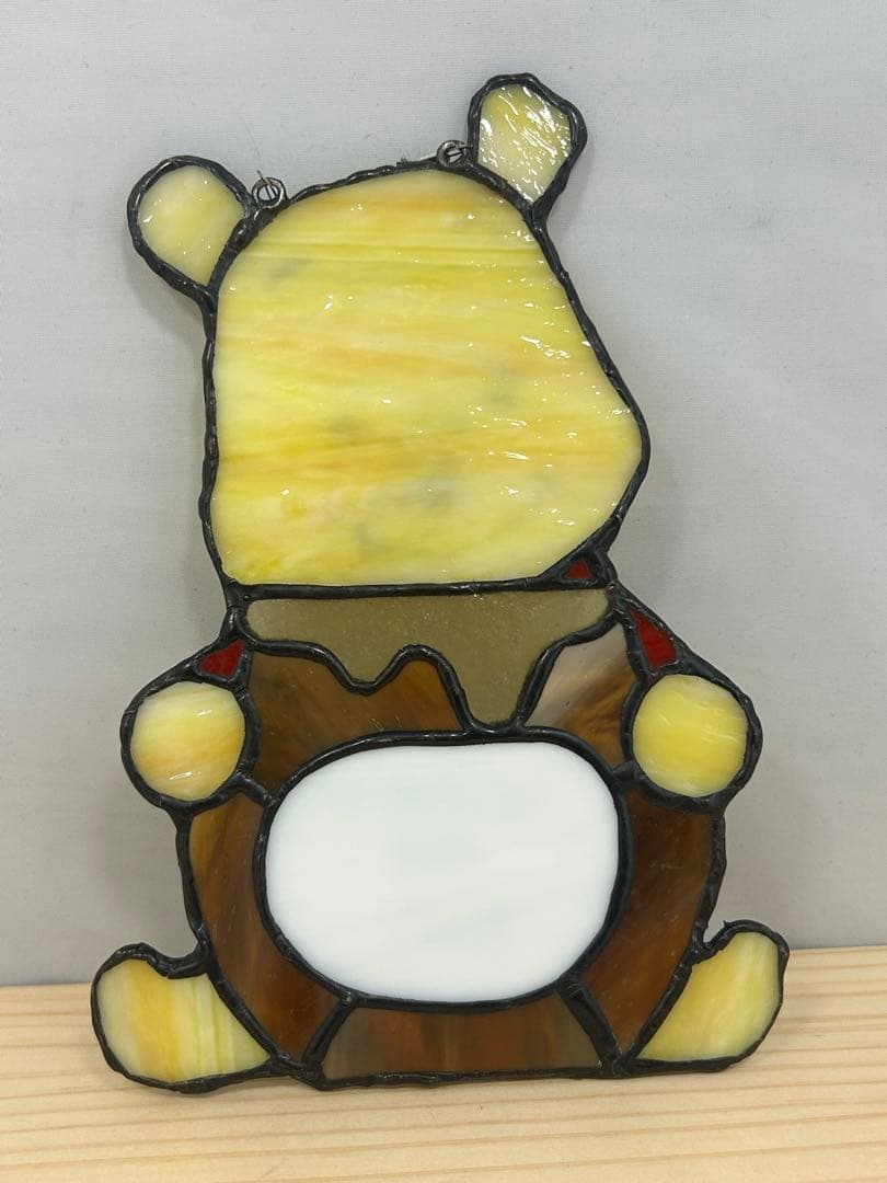 【希少】くまのプーさん ガラス製 ステンドグラス 壁掛け ディズニー レトロ