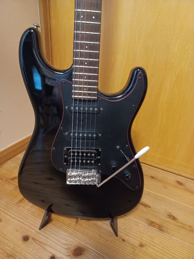 ウスキーTOKAI SUPER EDITION ストラトキャスター黒