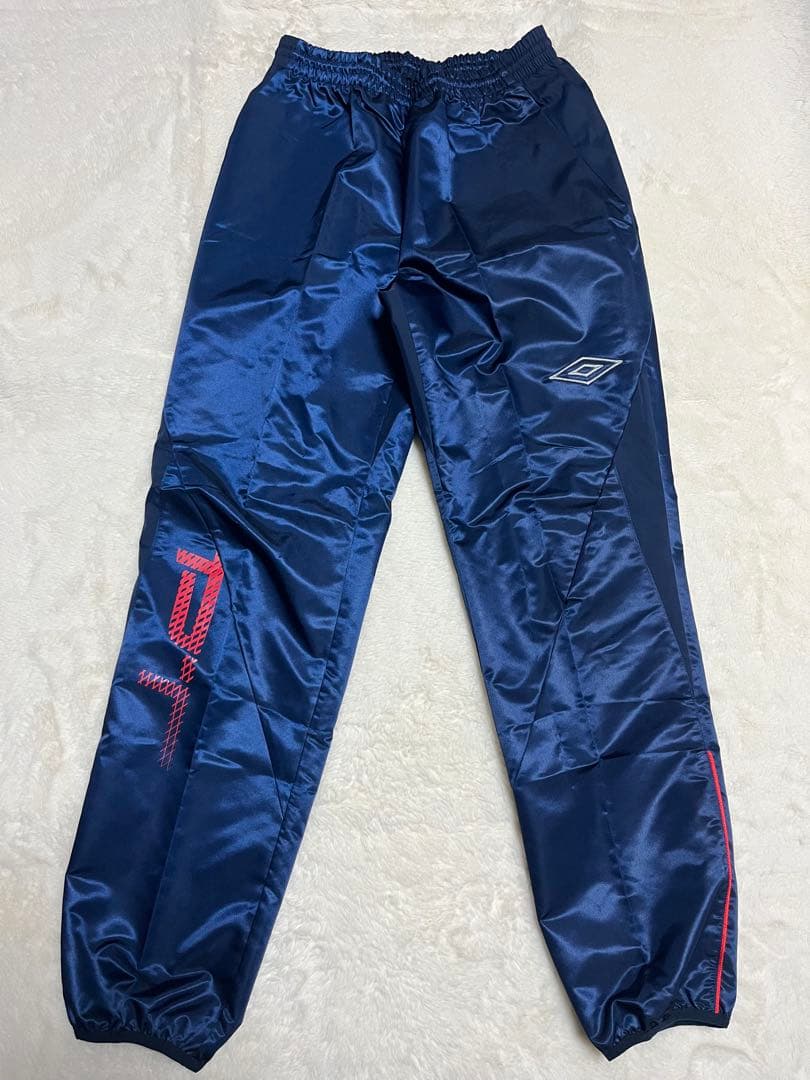 ☆美品☆ アンブロ　ナイロン　ピステ　セットアップ　日本製