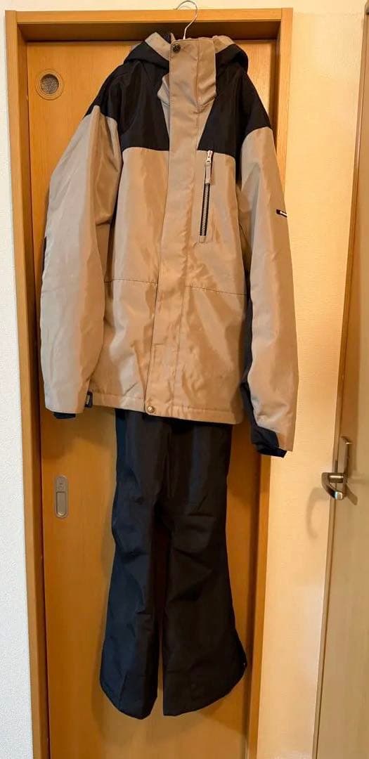 スキー/スノボ　ウェア