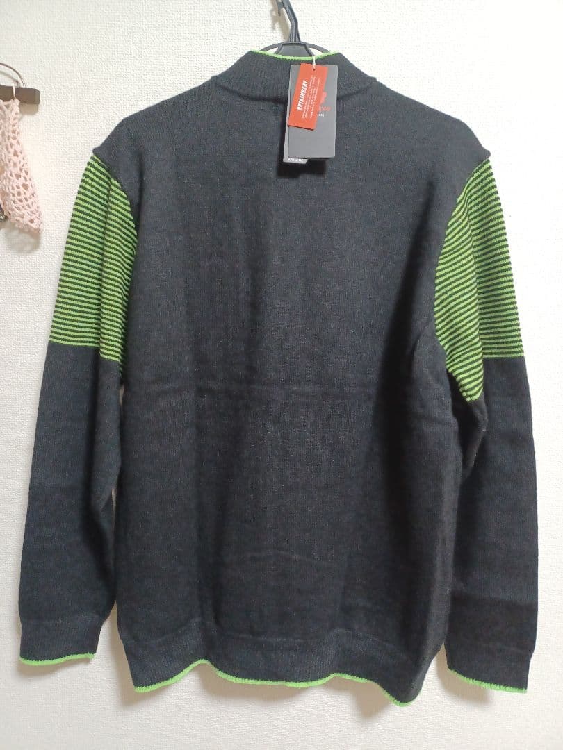 新品✰newbalanceボーダー×スパイダーウェブ蓄熱保温 防風ニットブルゾン