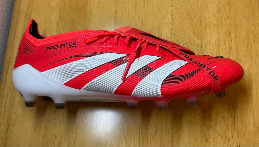 アディダス サッカースパイク プレデター　エリート　FT AG 27.0cm