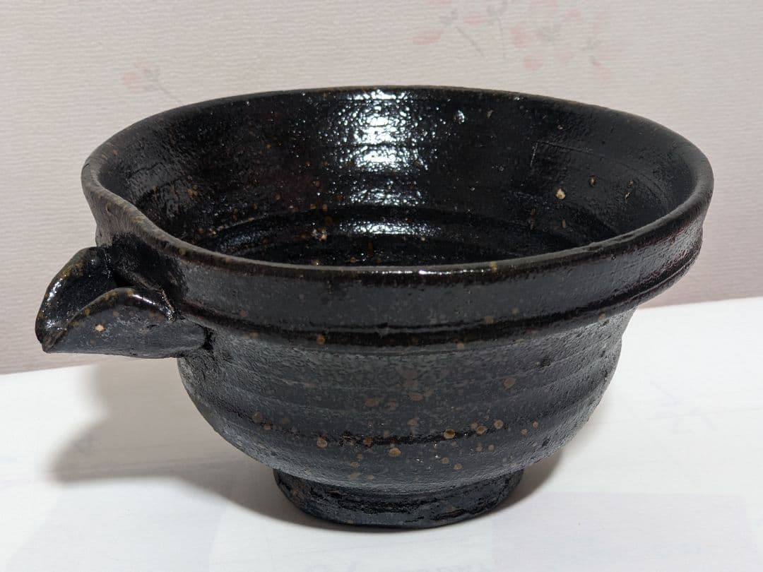 ♦片口抹茶碗 茶道具 片口酒器 ぐい呑み 窯元不明 未使用品 秀作な作家物