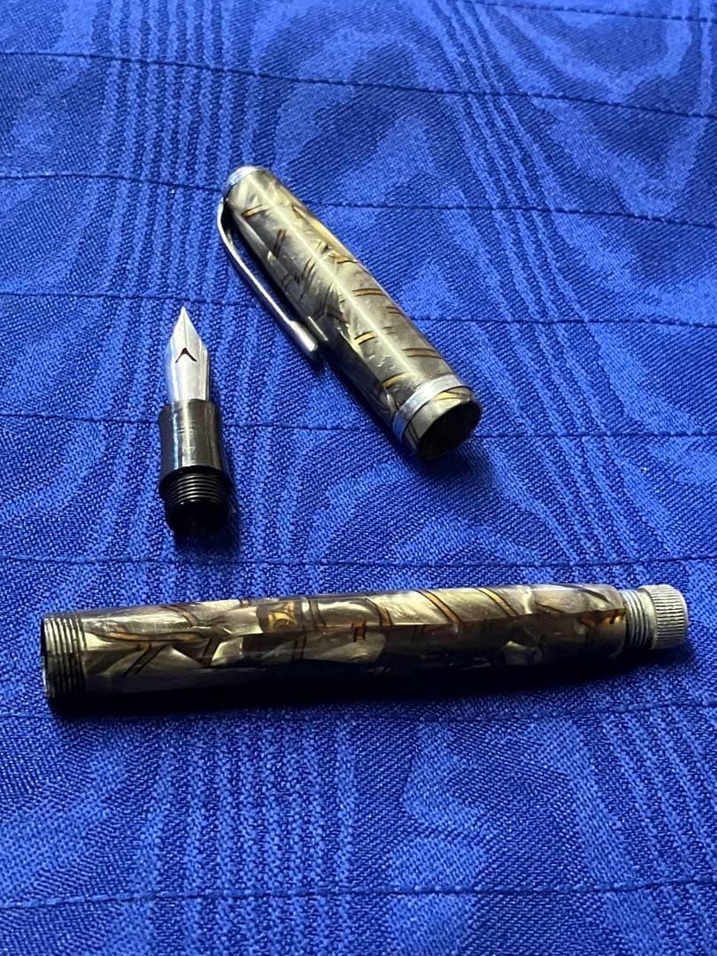 g*n様 万年筆　パイロット　セルロイド　ビンテージ　吸引式