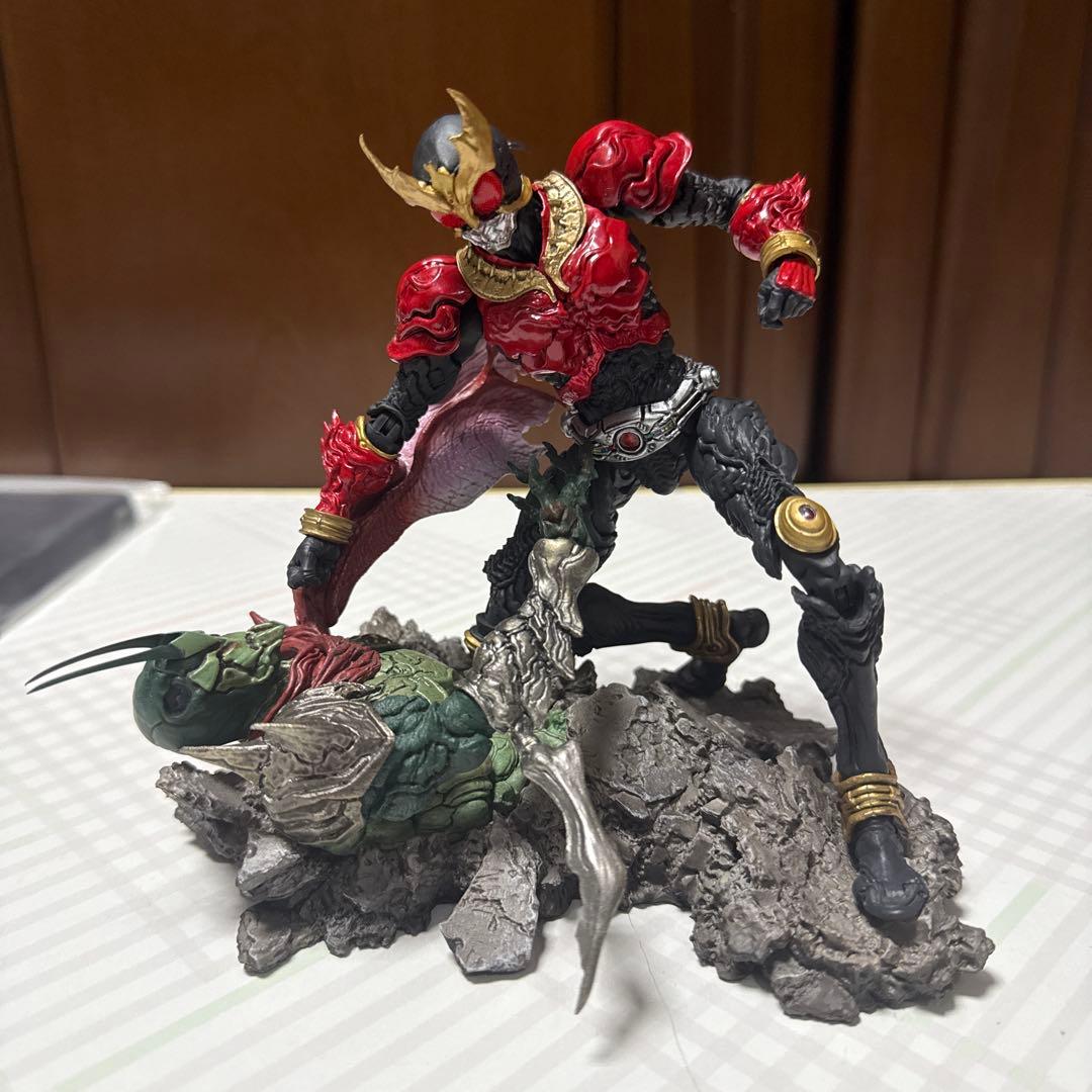 BANDAI MASKED RIDER KUUGA マイティフォーム