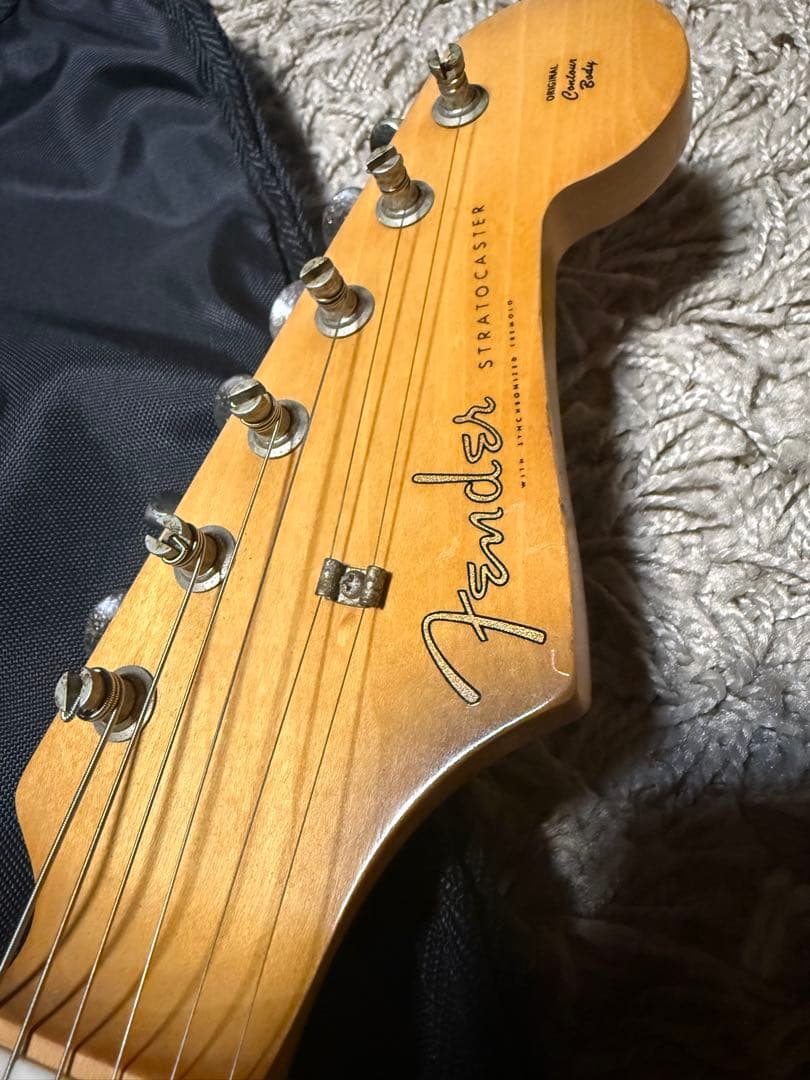 Fender Japan Stratocaster 21フレット ダメージあり