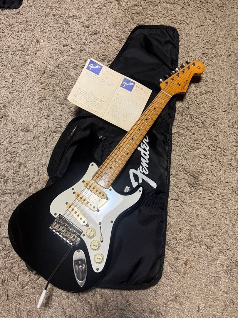 Fender Japan Stratocaster 21フレット ダメージあり