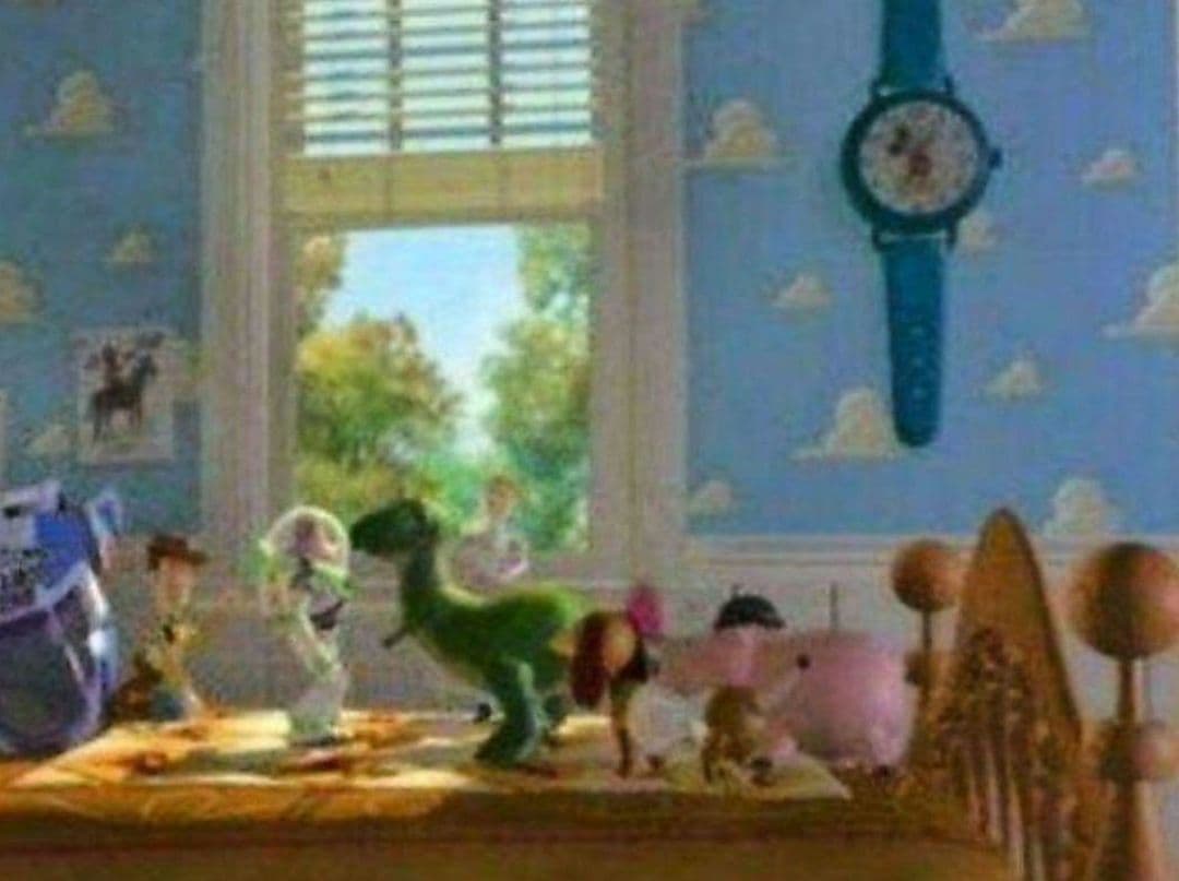 【土日セール】トイストーリー アンディ部屋の壁掛け時計